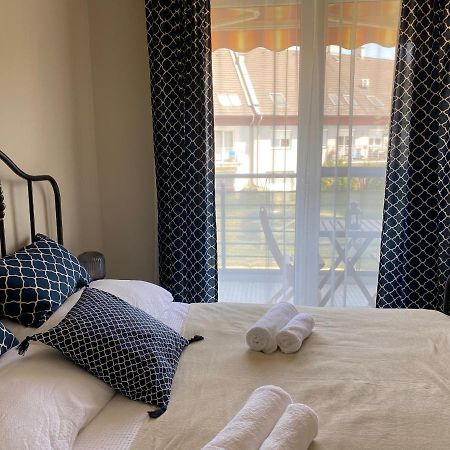 Sziget Apartment เยอร์ ภายนอก รูปภาพ